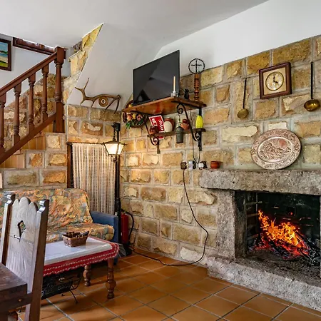 Casa Vacacional Cayado בית נופש *